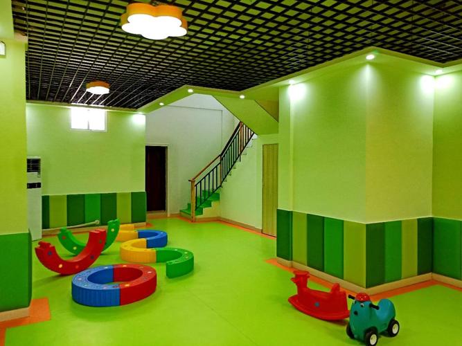 hello宝贝早教中心