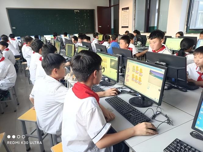 全国中小学电脑制作活动