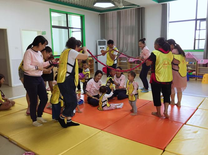 早教中心开场亲子舞蹈