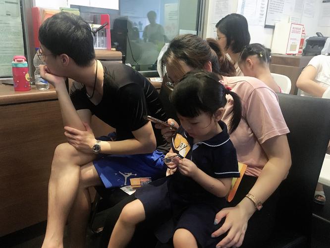 银行参与早教中心活动