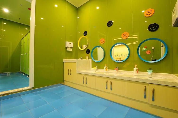 武汉亲亲袋鼠国际早教