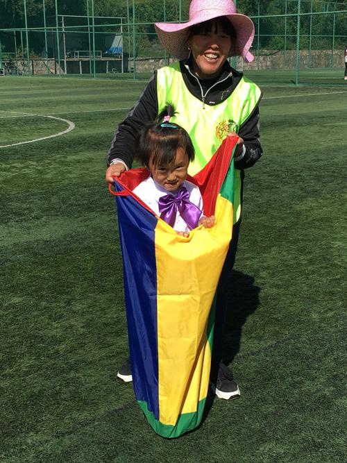 亲亲袋鼠早教舞蹈视频