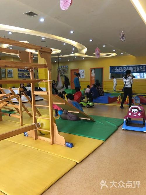 长春亲亲袋鼠国际早教