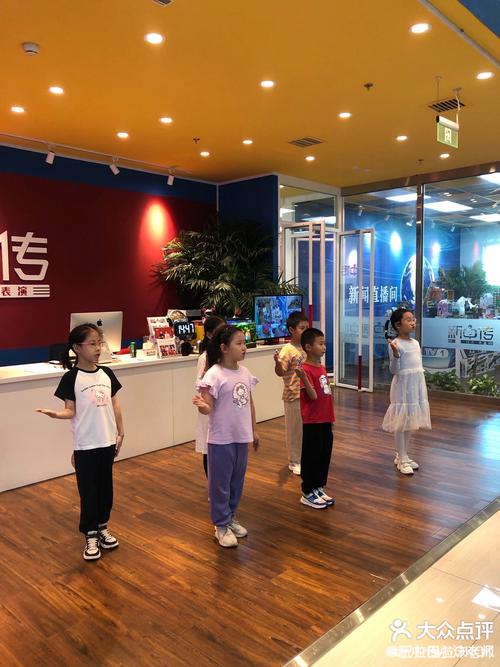 武汉南湖招聘早教前台