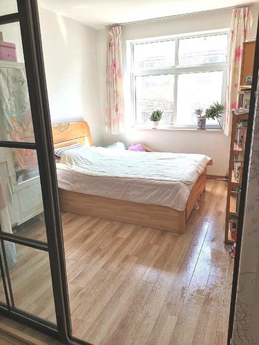 青岛莱芜一路小学学区房