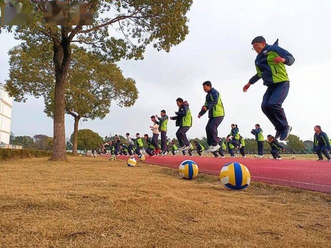 海宁市丁桥镇中心小学
