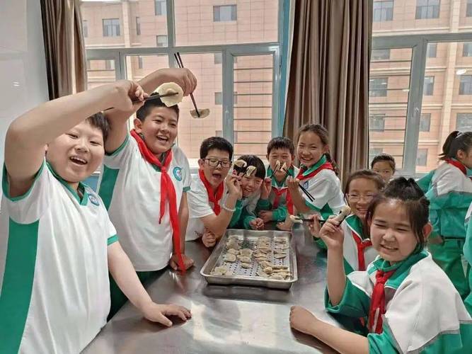 包头市东河区实验小学