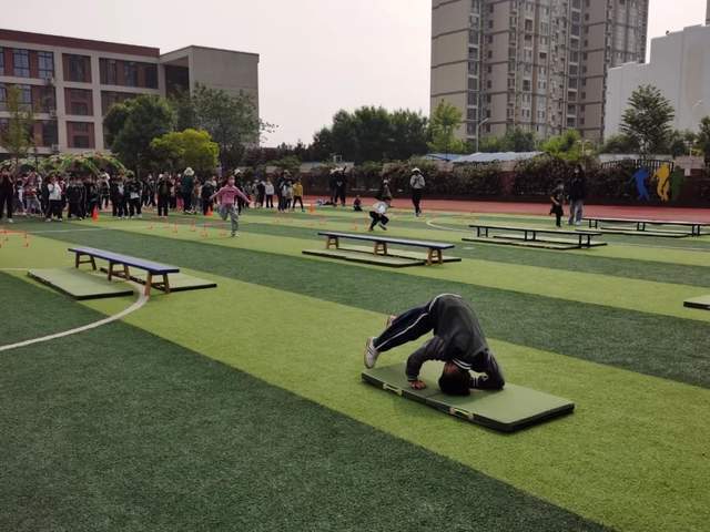 郑东新区龙翼第二小学