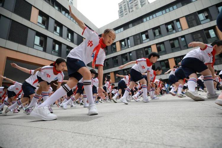 重庆中华路小学怎么样