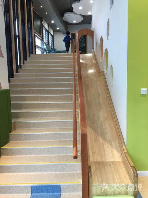 早教中心楼梯huan