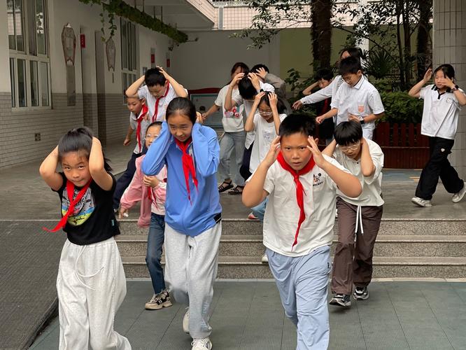 二七区兴华小学怎么样