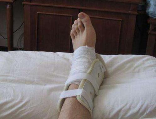 脚骨折作文600字初中